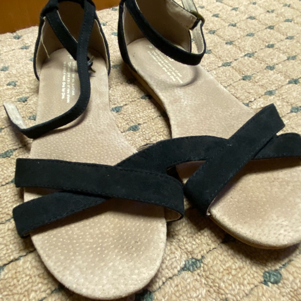 TOMS black suede criss cross flat sandals